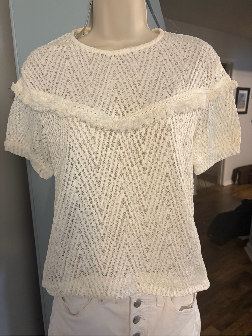 Francesca's Collections Cream Short-Sleeve Textured Knit Tee - XS